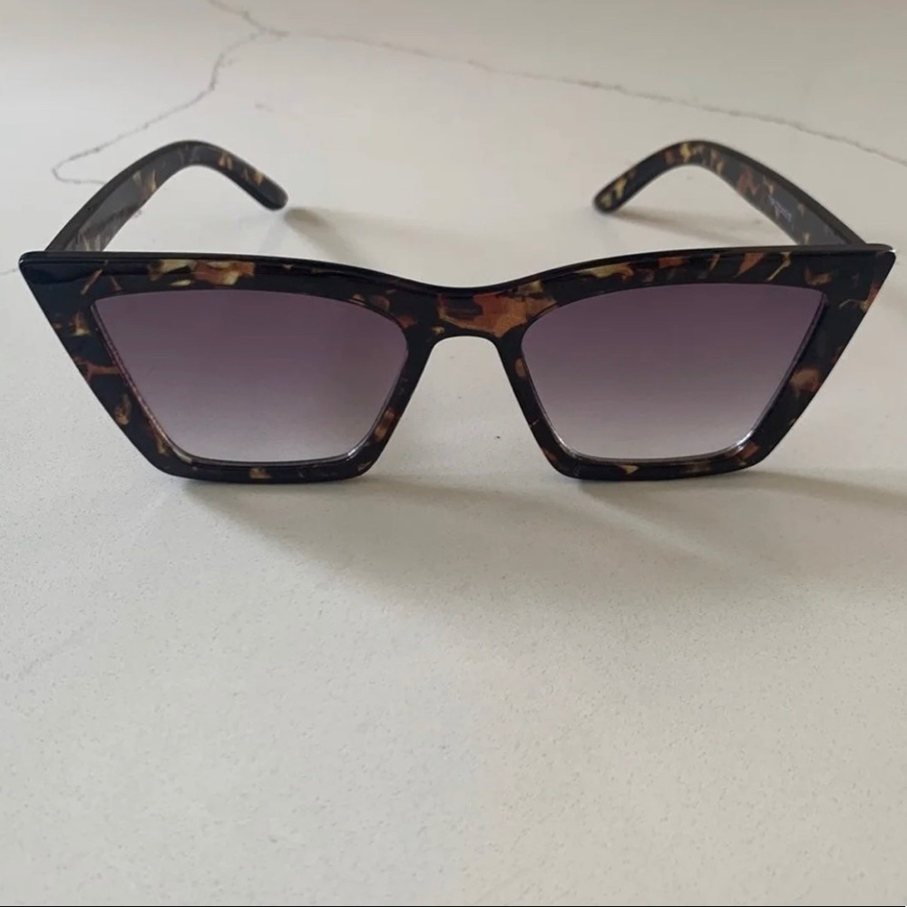 Cat eye Sunglasses
